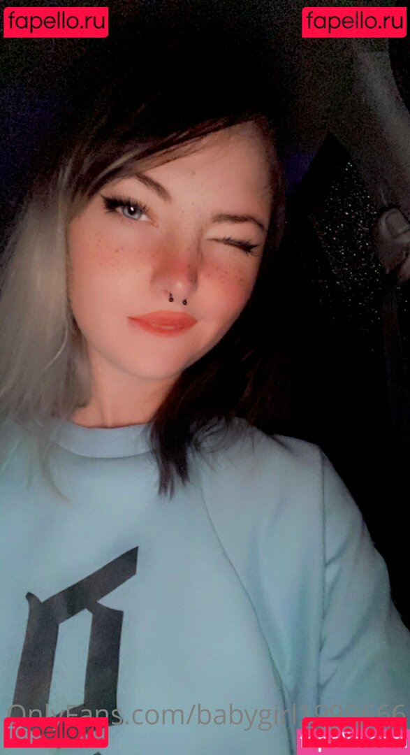 babygirl1999666 Onlyfans Photo Gallery 