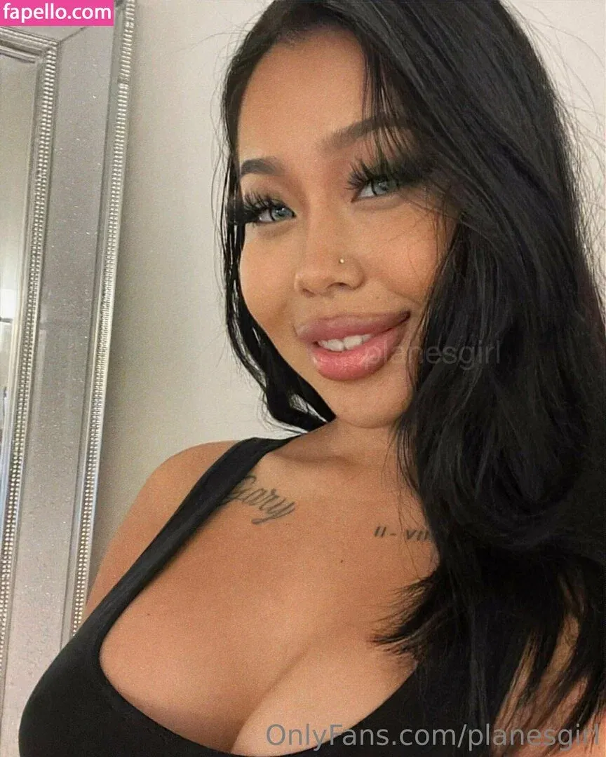 planesgirl Onlyfans Photo Gallery 