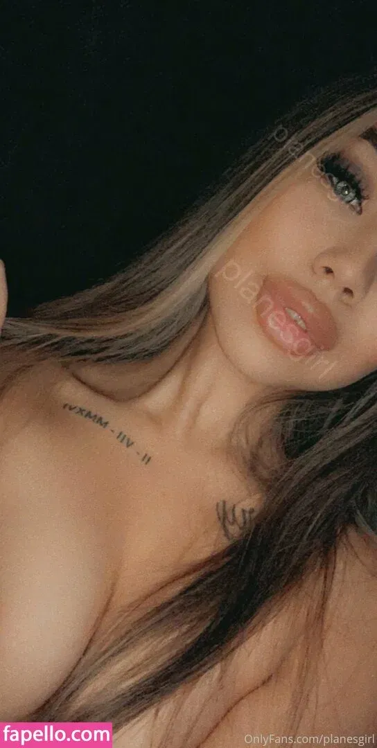 planesgirl Onlyfans Photo Gallery 