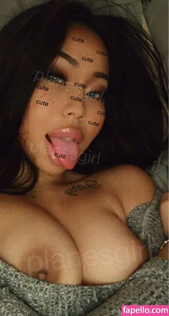 planesgirl Onlyfans Photo Gallery 