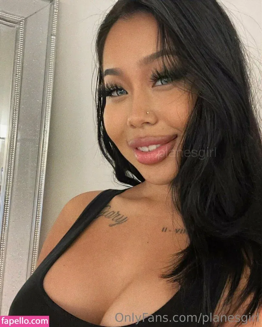 planesgirl Onlyfans Photo Gallery 