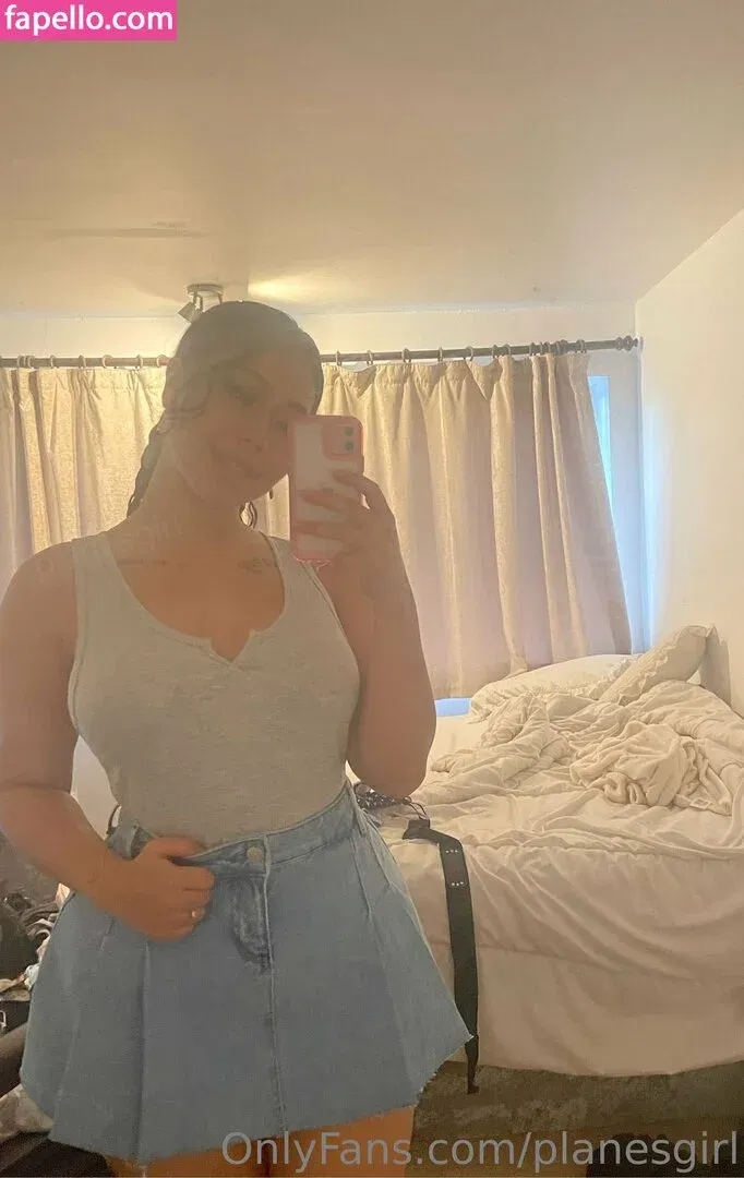 planesgirl Onlyfans Photo Gallery 