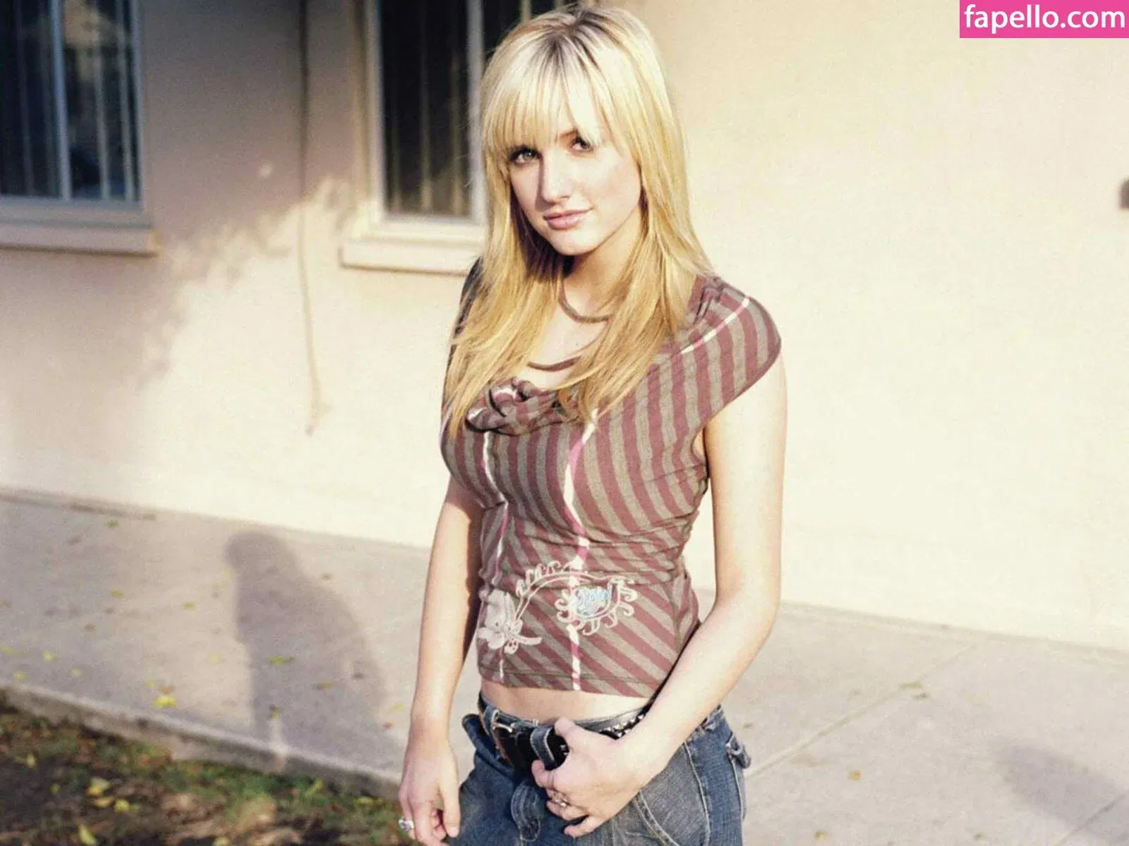 Ashlee Nicole Simpson Onlyfans Photo Gallery 