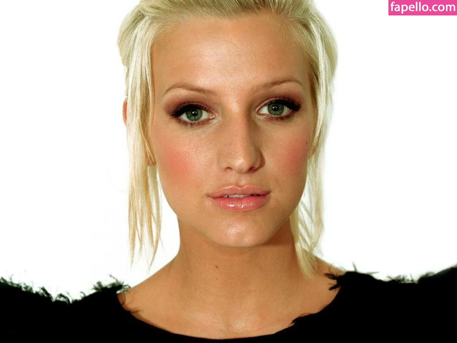 Ashlee Nicole Simpson Onlyfans Photo Gallery 