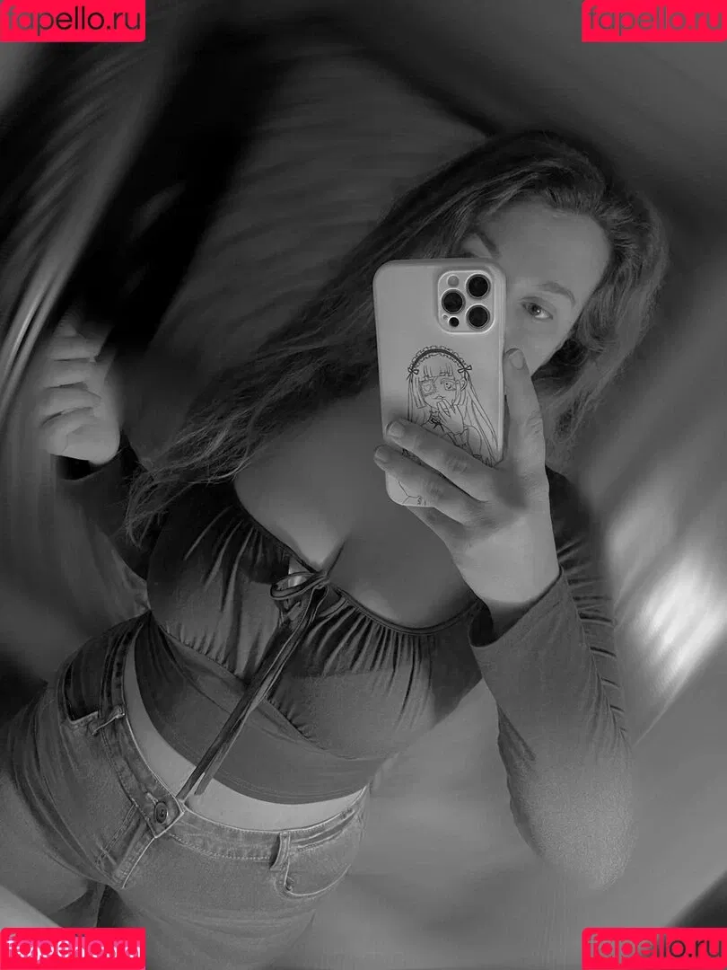 Carmen Curvy Onlyfans Photo Gallery 