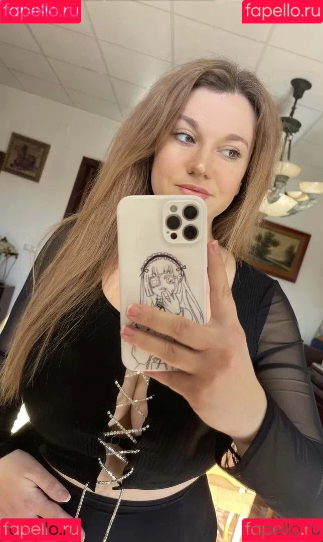 Carmen Curvy Onlyfans Photo Gallery 