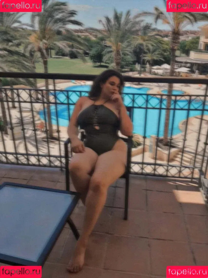 Carmen Curvy Onlyfans Photo Gallery 