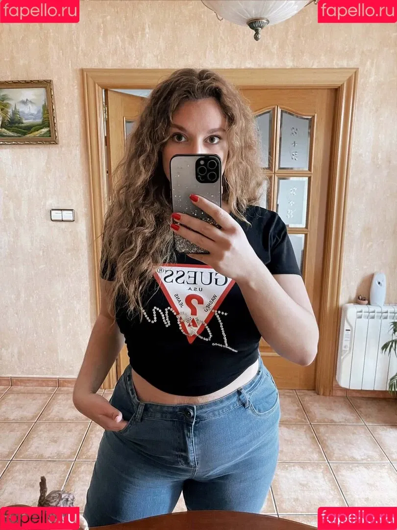 Carmen Curvy Onlyfans Photo Gallery 