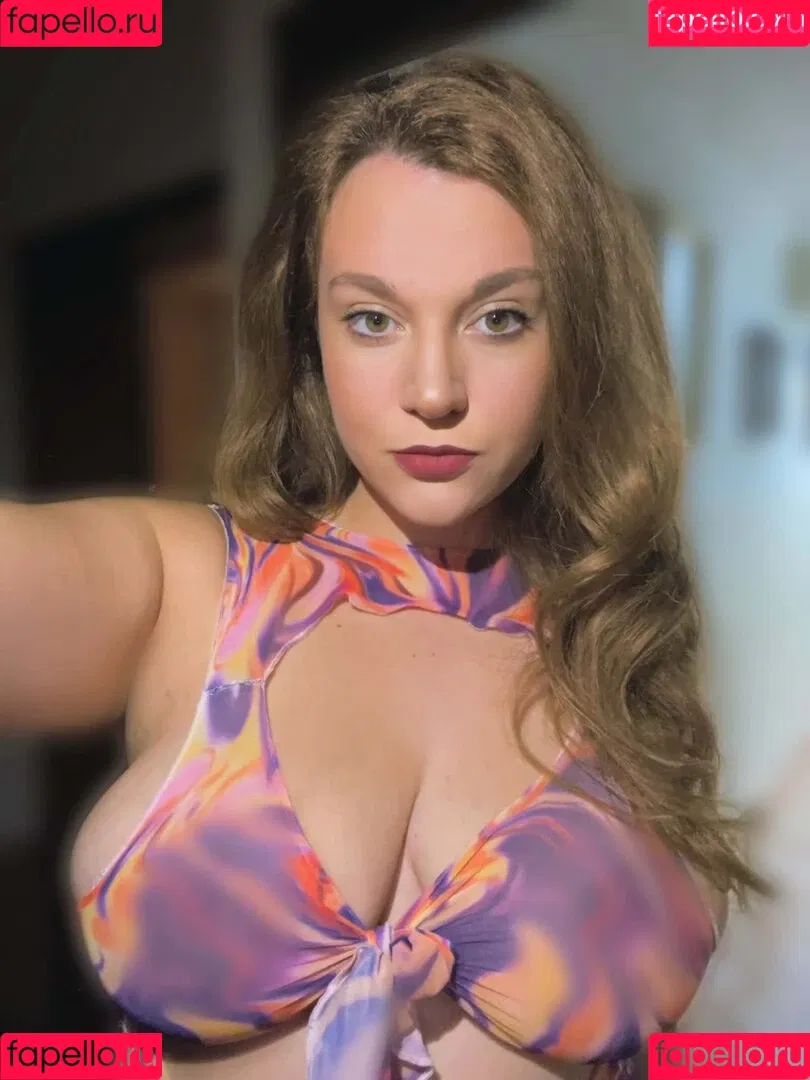 Carmen Curvy Onlyfans Photo Gallery 