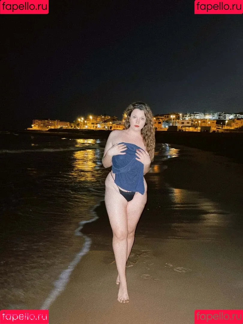 Carmen Curvy Onlyfans Photo Gallery 