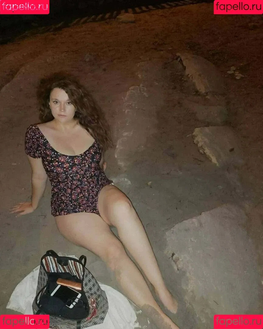 Carmen Curvy Onlyfans Photo Gallery 