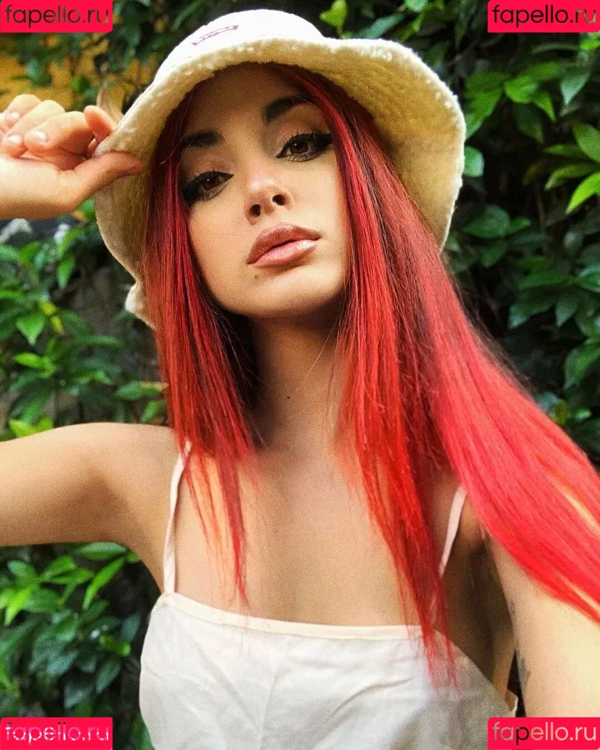 Whitessence Onlyfans Photo Gallery 