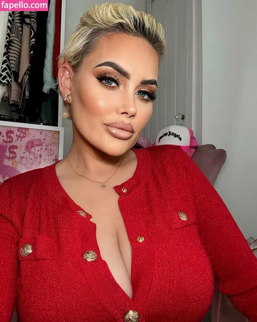 Emma Green Onlyfans Photo Gallery 