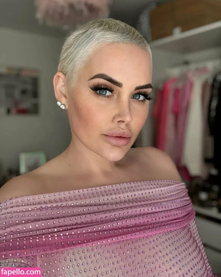 Emma Green Onlyfans Photo Gallery 