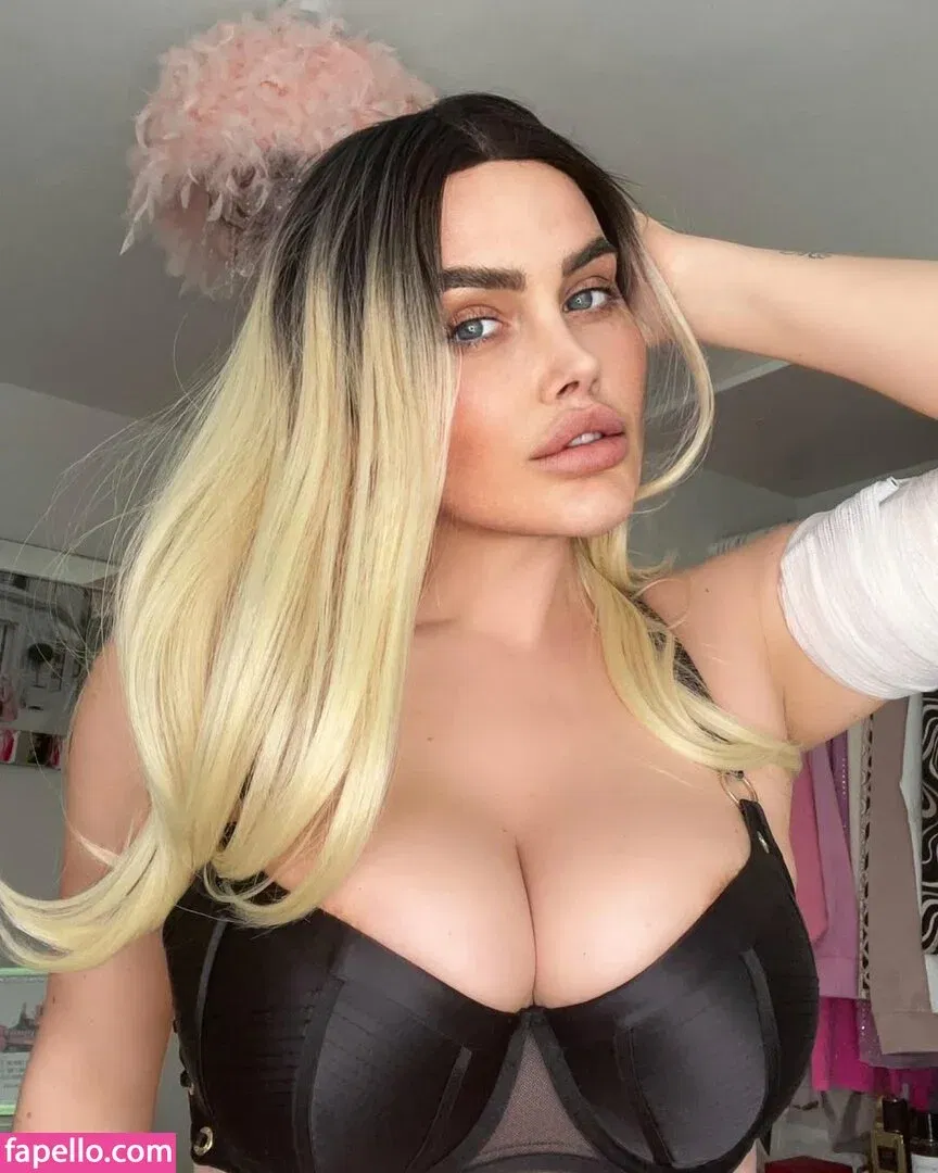 Emma Green Onlyfans Photo Gallery 