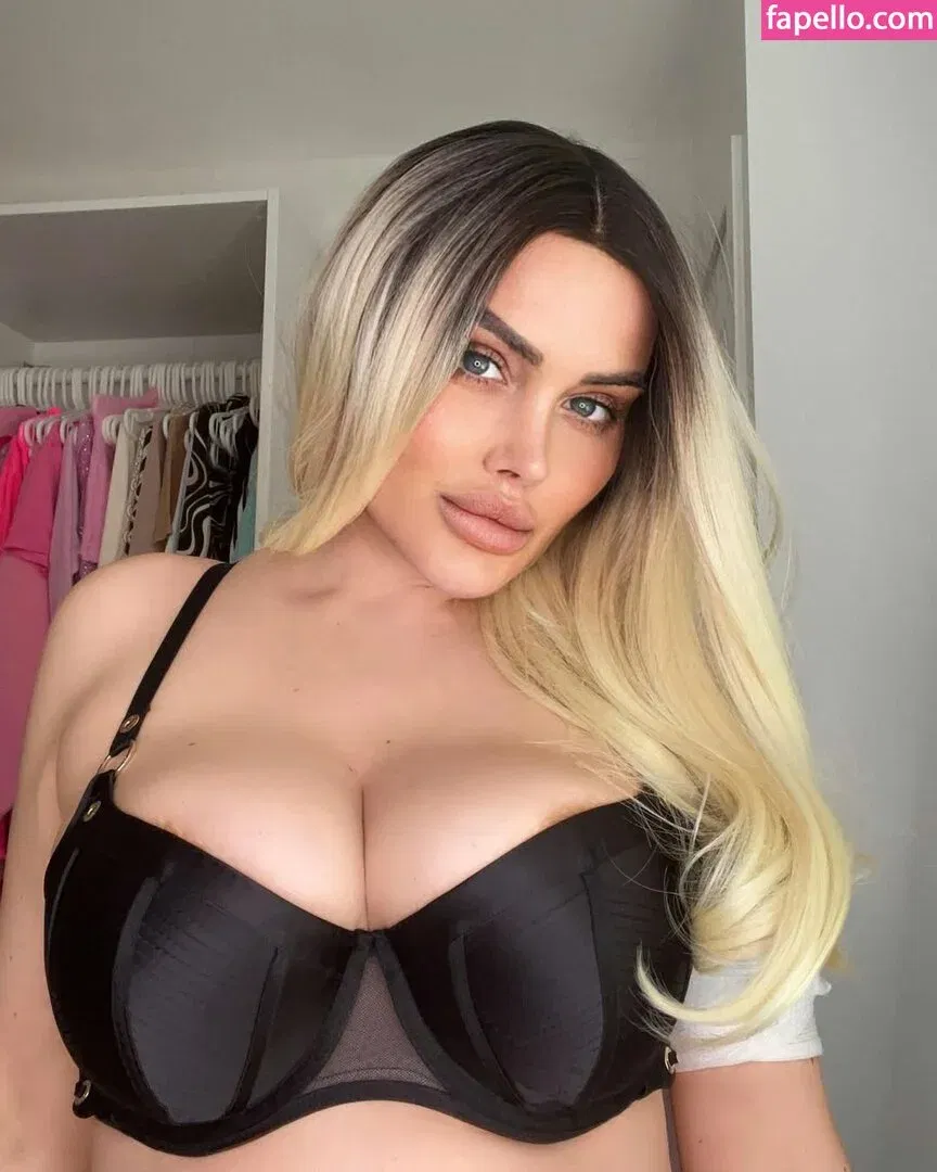 Emma Green Onlyfans Photo Gallery 