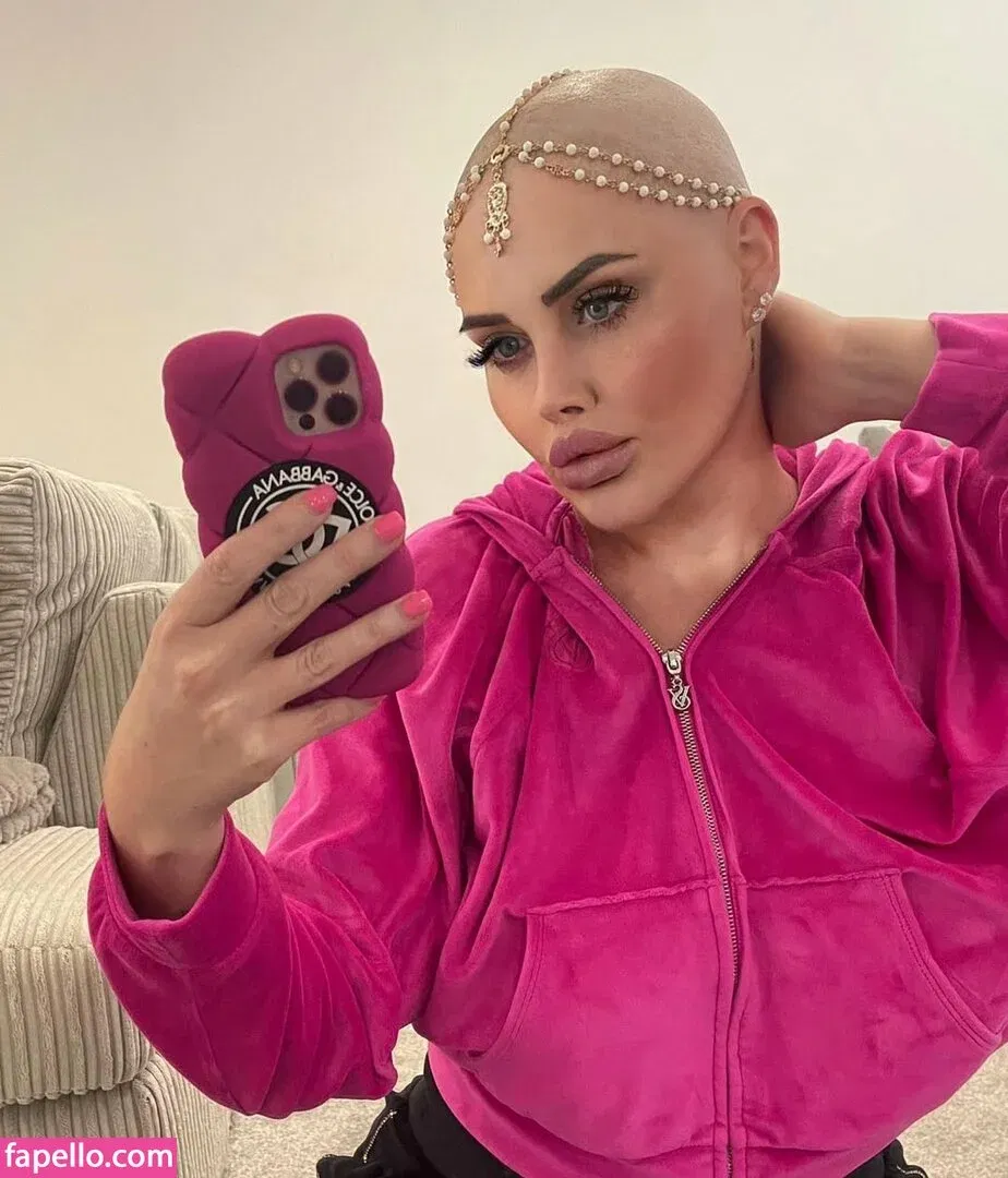 Emma Green Onlyfans Photo Gallery 