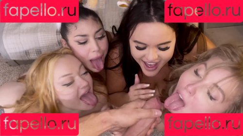 Emma Green Onlyfans Photo Gallery 