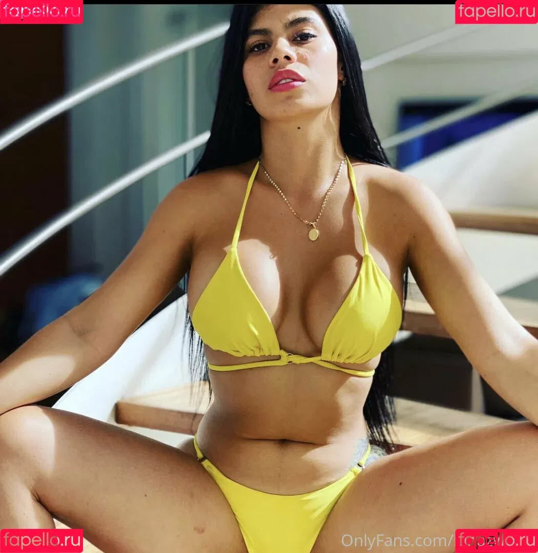 lunavips Onlyfans Photo Gallery 