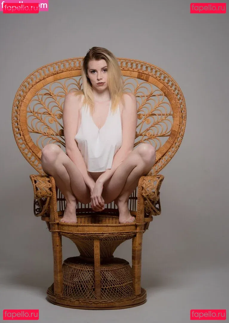 Riah Lynn Onlyfans Photo Gallery 