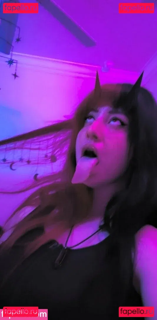 poppycarmine Onlyfans Photo Gallery 