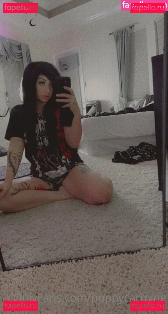 poppycarmine Onlyfans Photo Gallery 