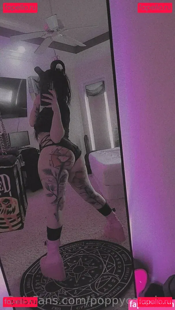 poppycarmine Onlyfans Photo Gallery 