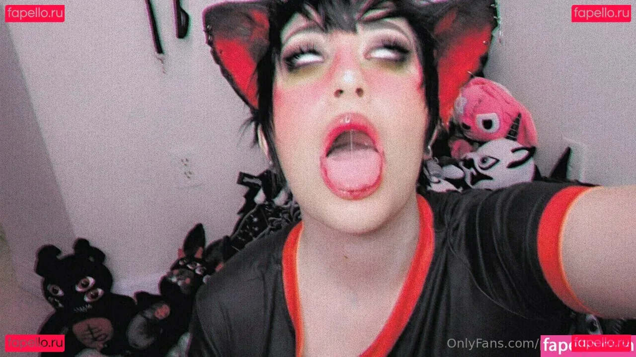 poppycarmine Onlyfans Photo Gallery 