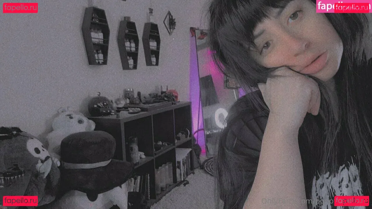 poppycarmine Onlyfans Photo Gallery 