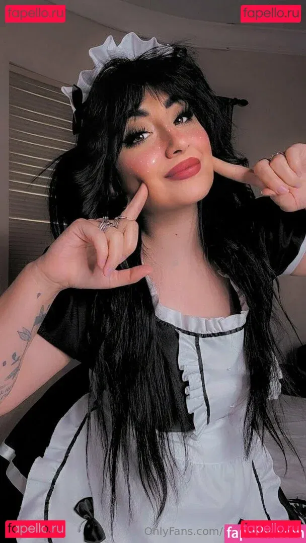 poppycarmine Onlyfans Photo Gallery 