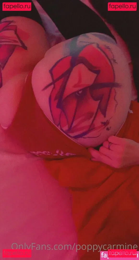poppycarmine Onlyfans Photo Gallery 