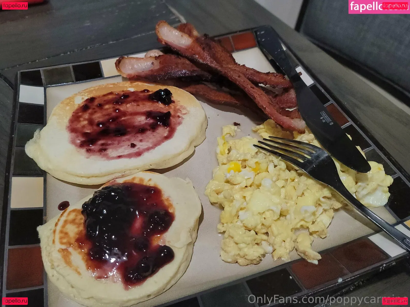 poppycarmine Onlyfans Photo Gallery 