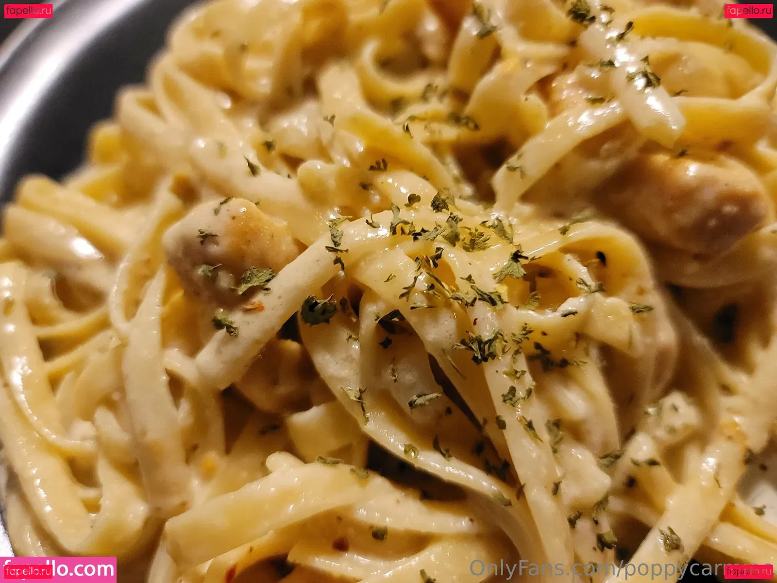 poppycarmine Onlyfans Photo Gallery 