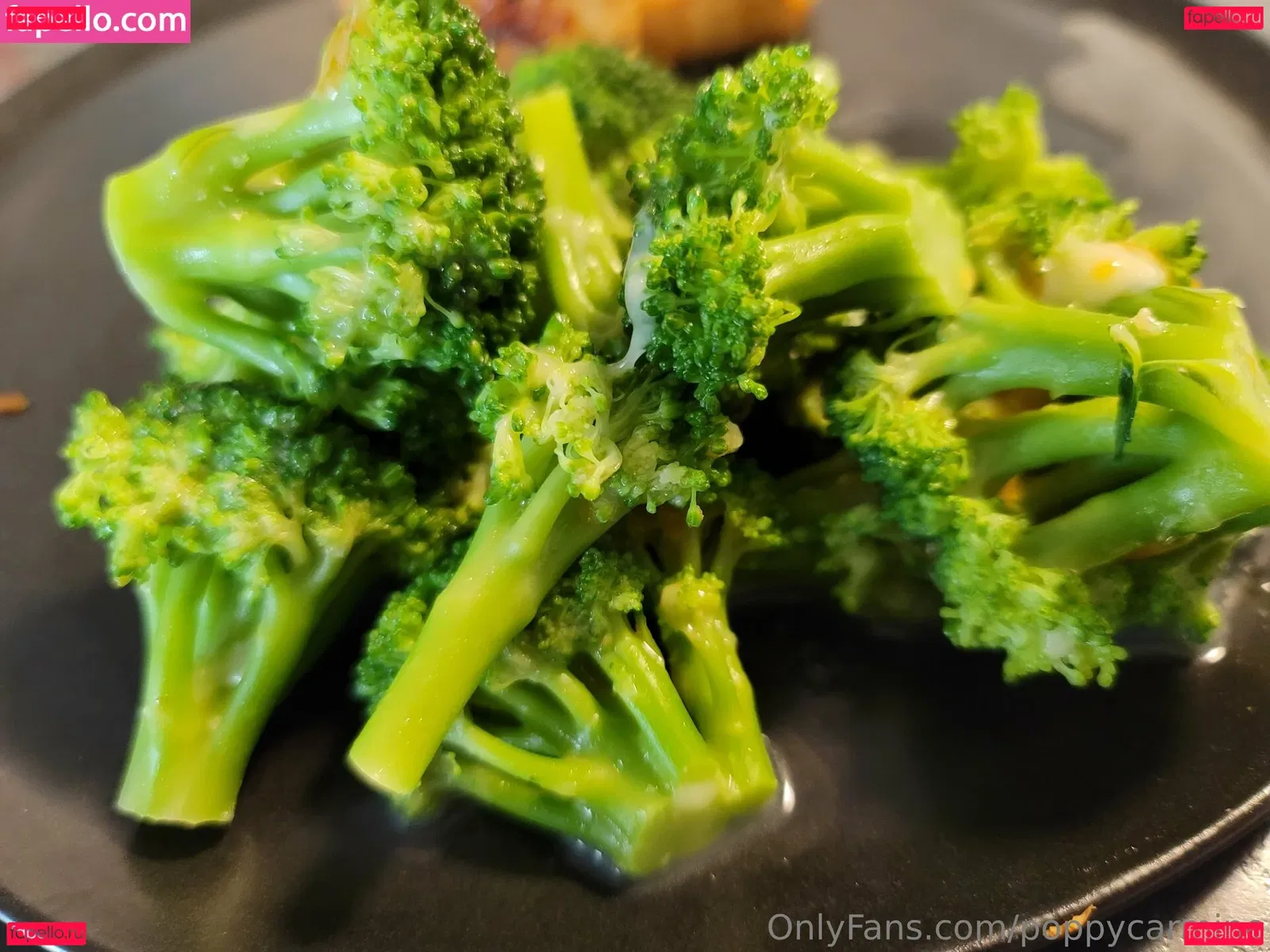 poppycarmine Onlyfans Photo Gallery 