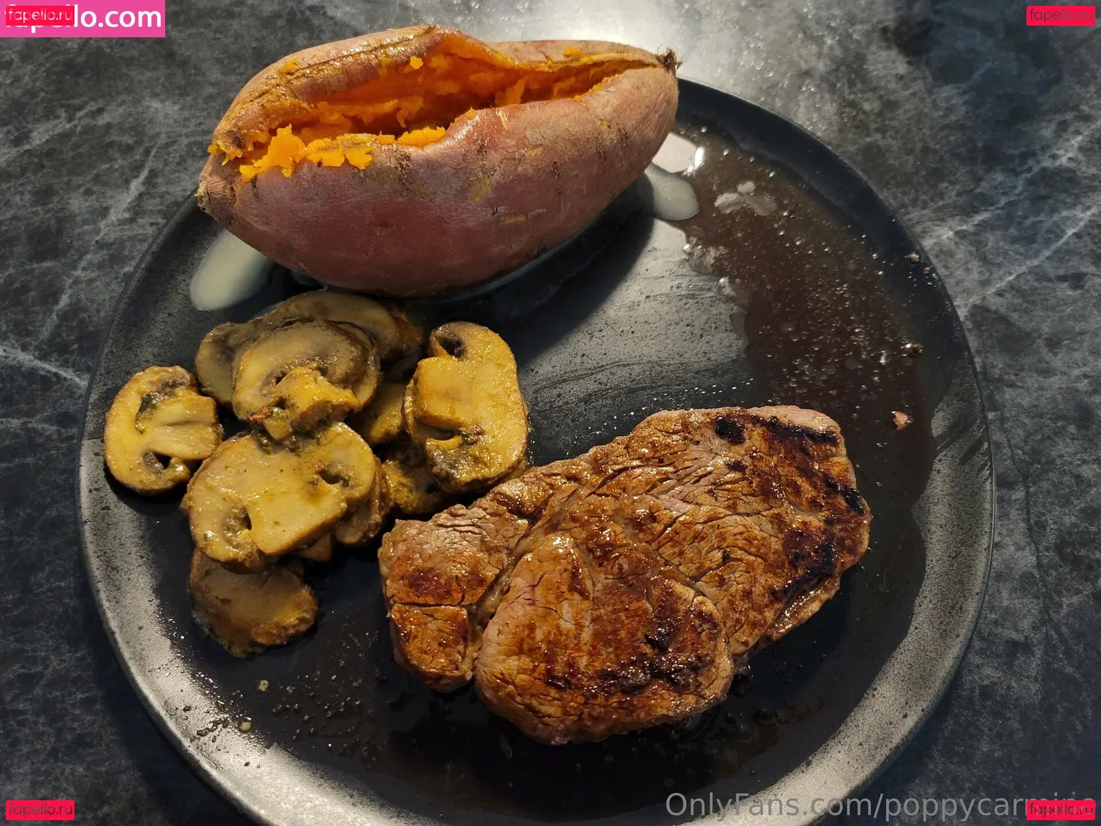 poppycarmine Onlyfans Photo Gallery 