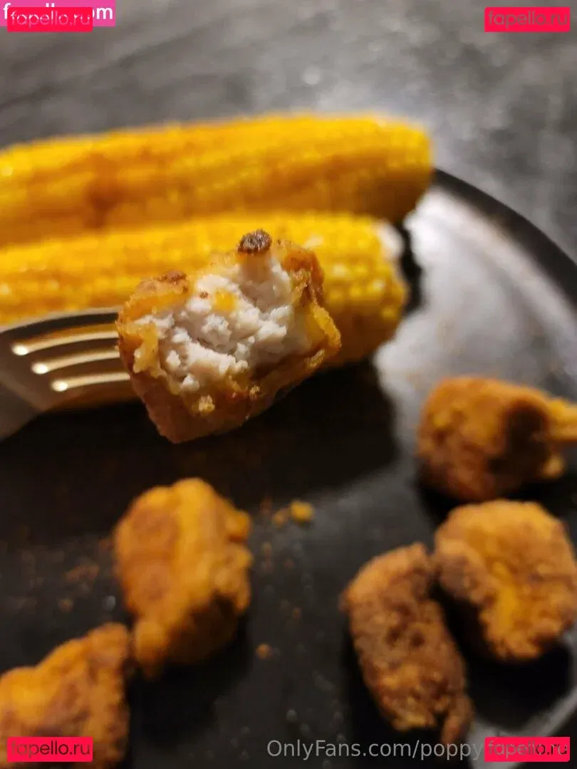 poppycarmine Onlyfans Photo Gallery 