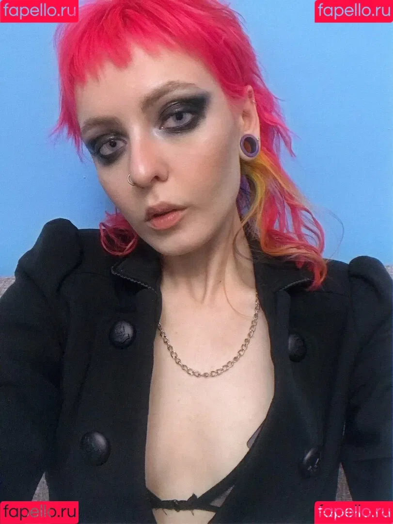 itsadeathwish Onlyfans Photo Gallery 