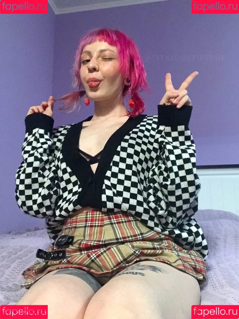 itsadeathwish Onlyfans Photo Gallery 