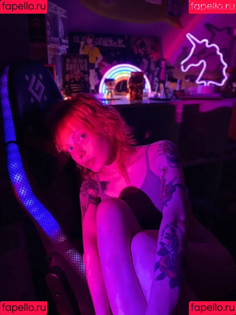 itsadeathwish Onlyfans Photo Gallery 