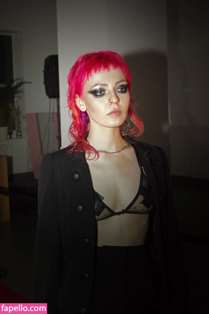 itsadeathwish Onlyfans Photo Gallery 