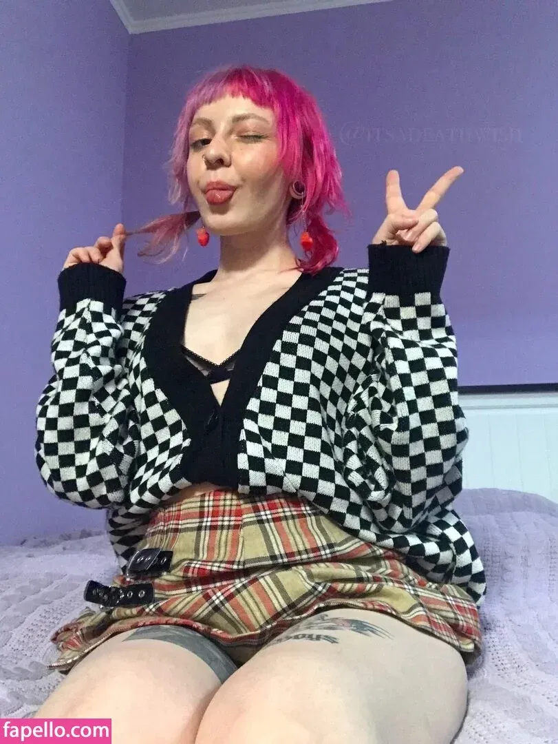 itsadeathwish Onlyfans Photo Gallery 