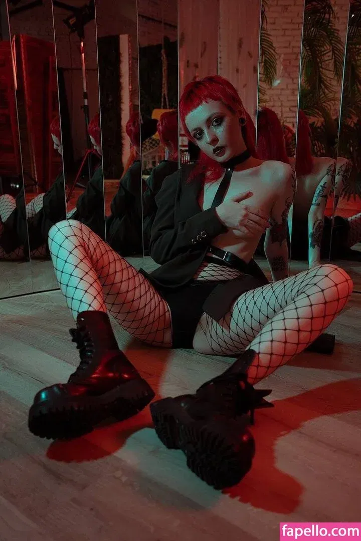 itsadeathwish Onlyfans Photo Gallery 