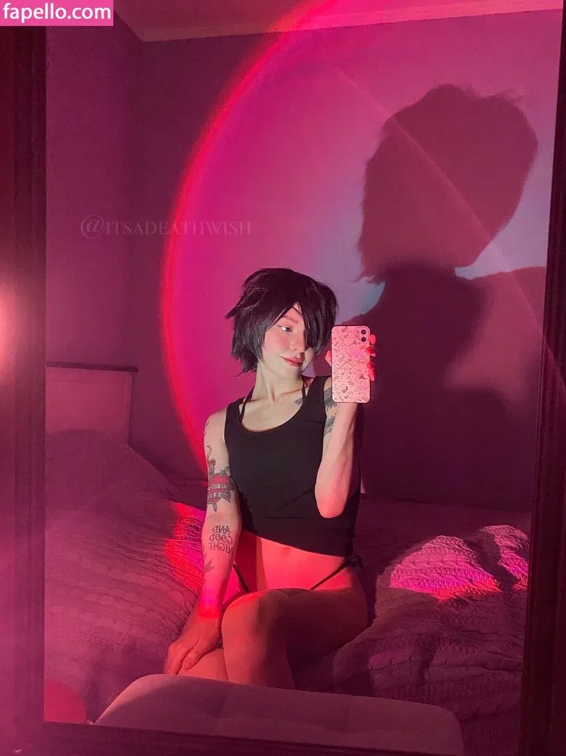 itsadeathwish Onlyfans Photo Gallery 
