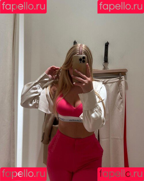 Xisabelcortezx Onlyfans Photo Gallery 