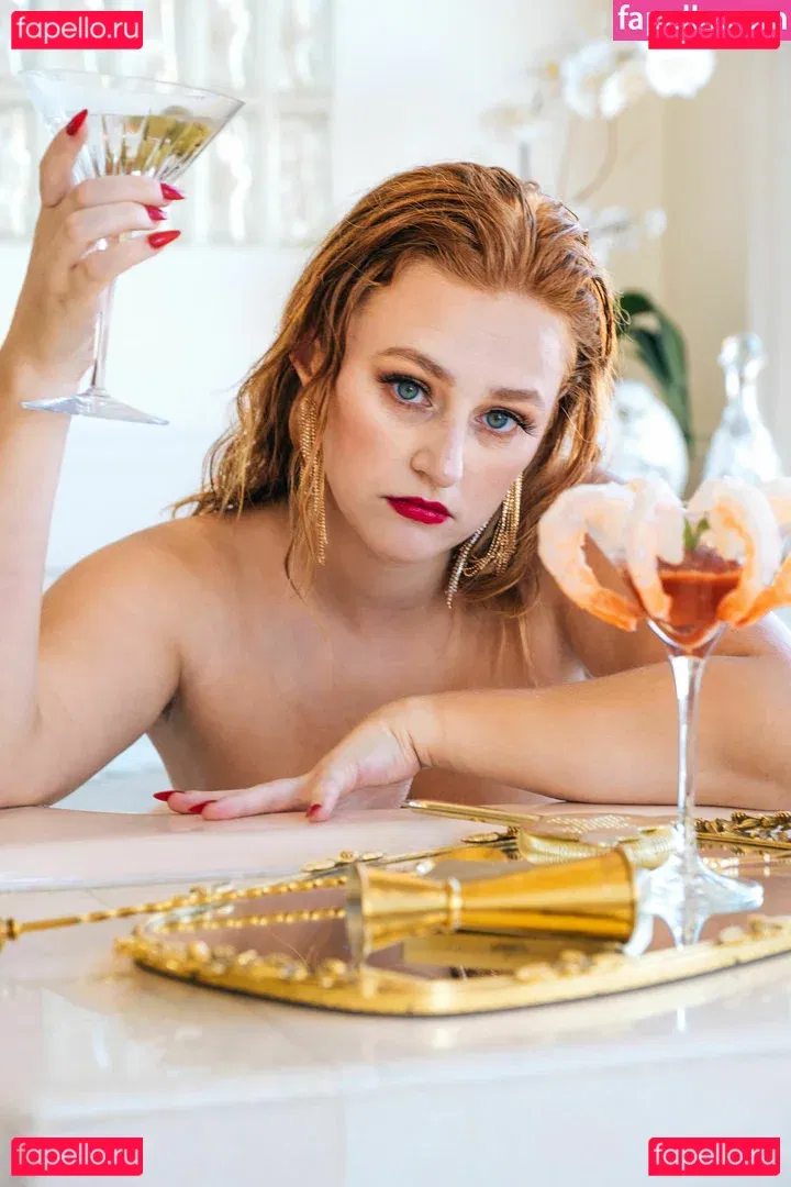 CarrotCake Onlyfans Photo Gallery 