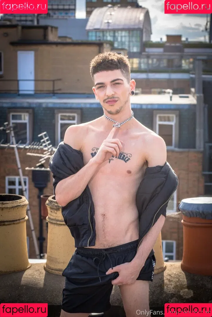 alexroman Onlyfans Photo Gallery 