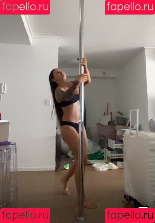 Biker Biddie Onlyfans Photo Gallery 