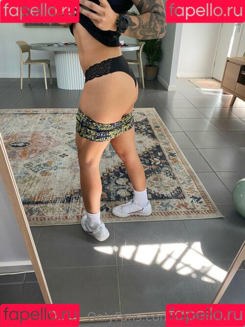 Biker Biddie Onlyfans Photo Gallery 