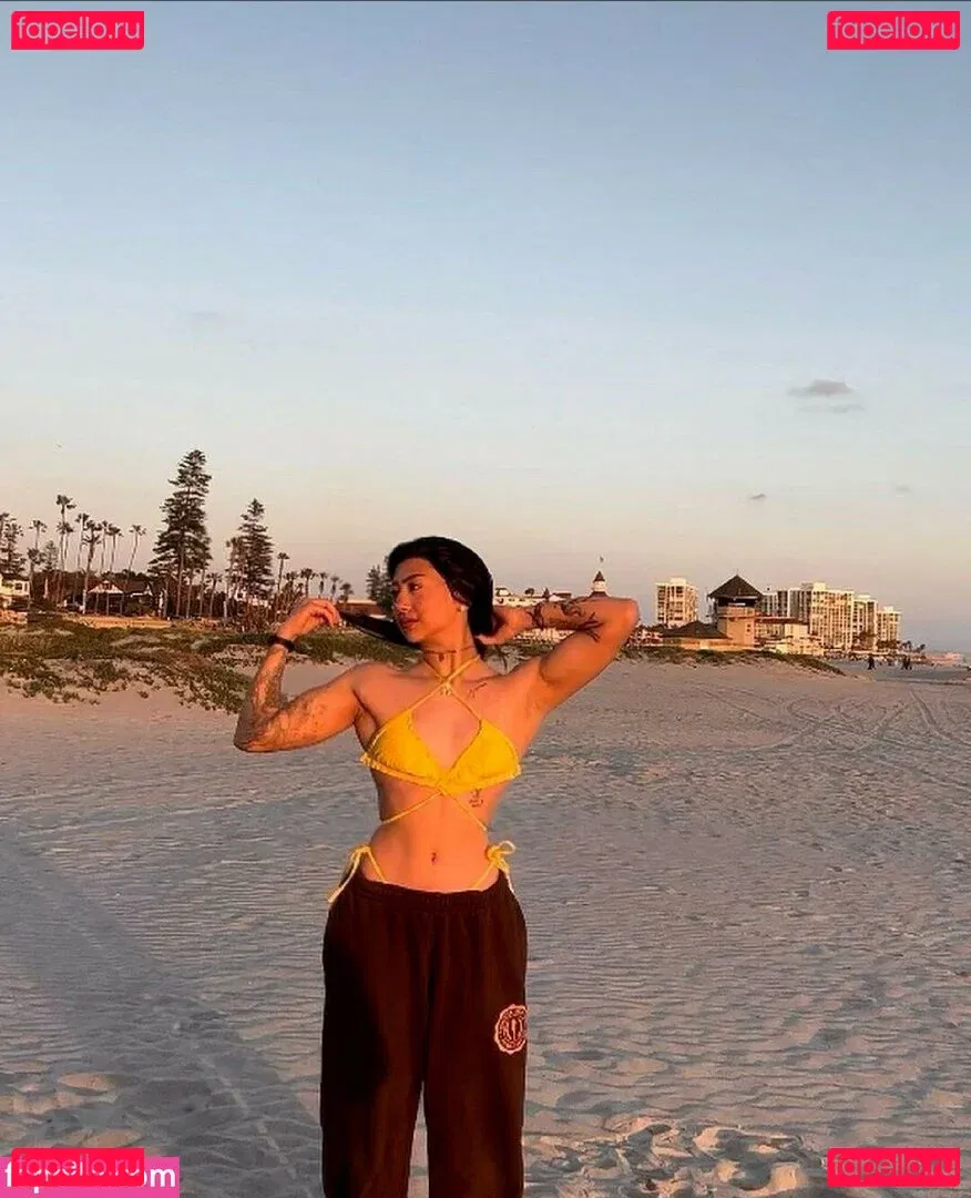 itsrumoon Onlyfans Photo Gallery 