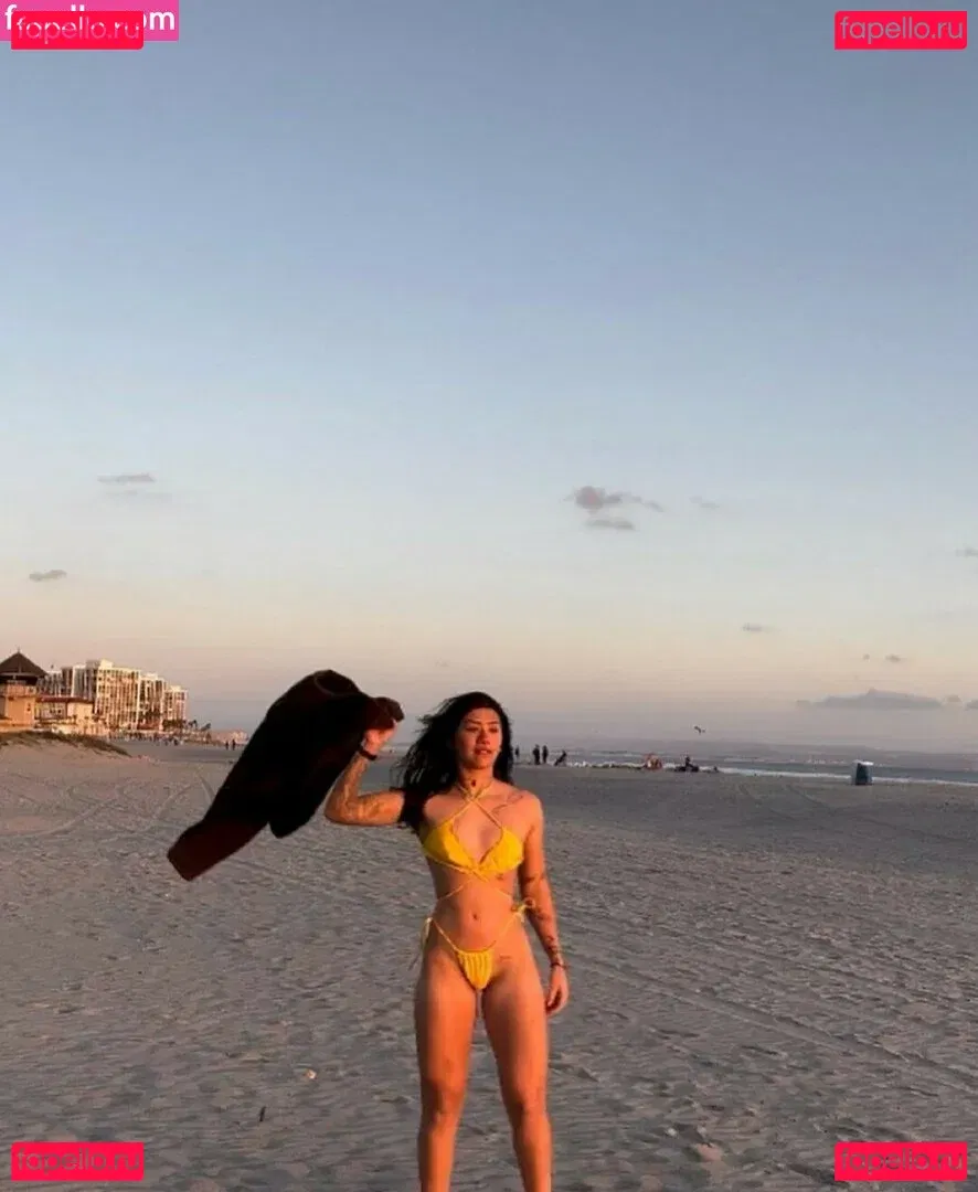 itsrumoon Onlyfans Photo Gallery 